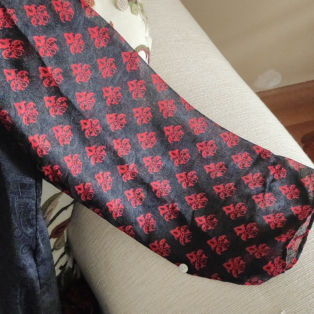 Black and Red Kurta dress/ kurta with long dupatta. Small to medium. - Picture 9 of 15